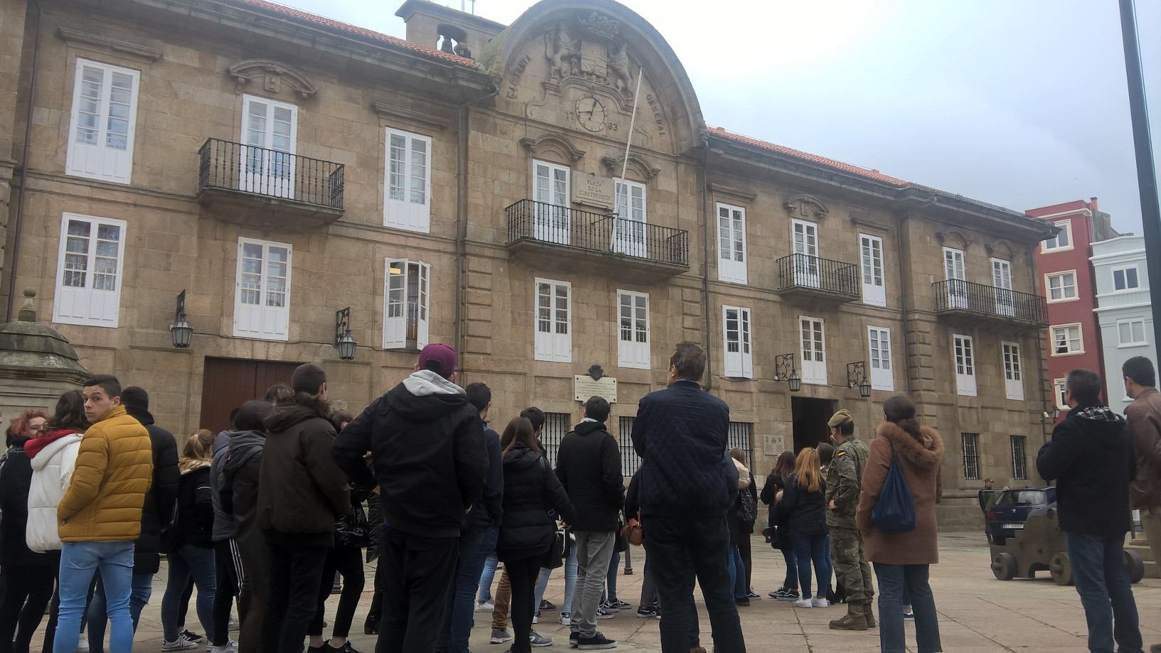 Visita alumnos de secundaria al CG FLO y Palacio de Capitanía - Imagen 5